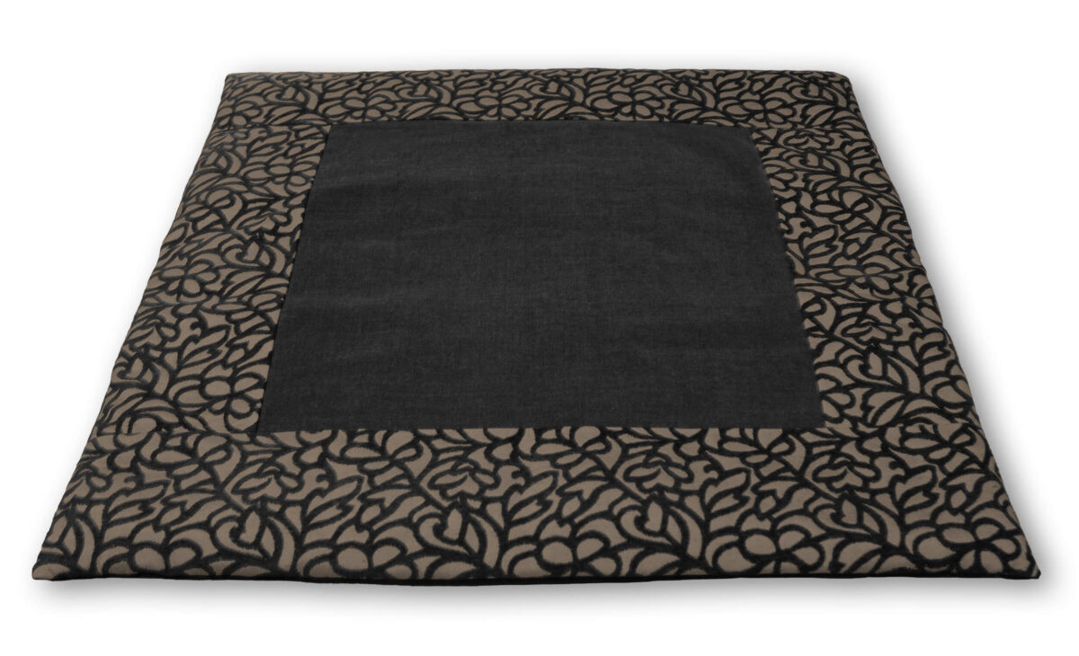 futon_shakti_90_web2500.jpg Futon | Shakti - 90x90 cm – Bild 1