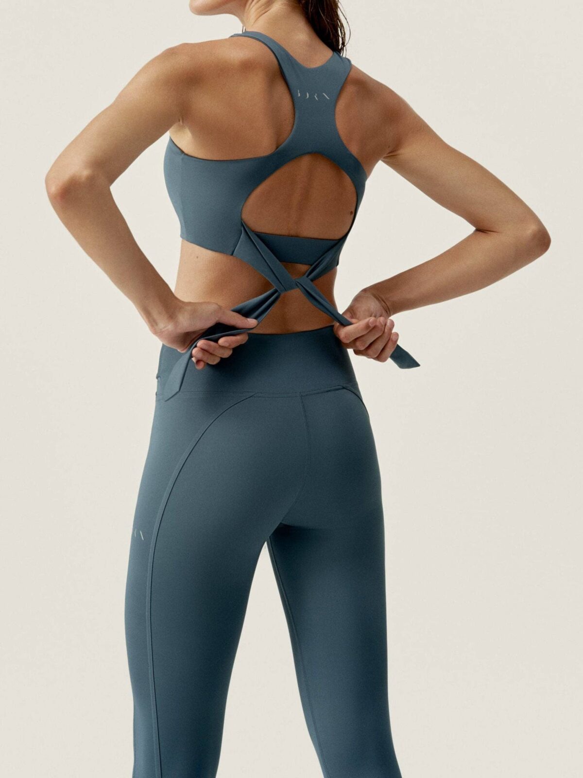 top isoka stormy grey