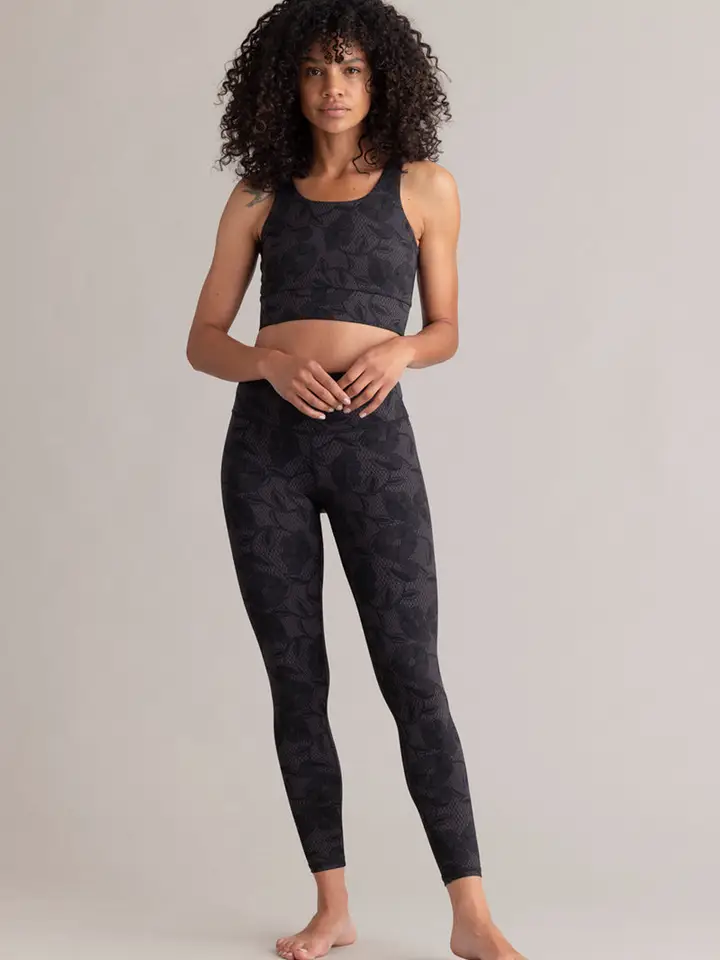 cropped leggings dark lace cropped leggings dark lace