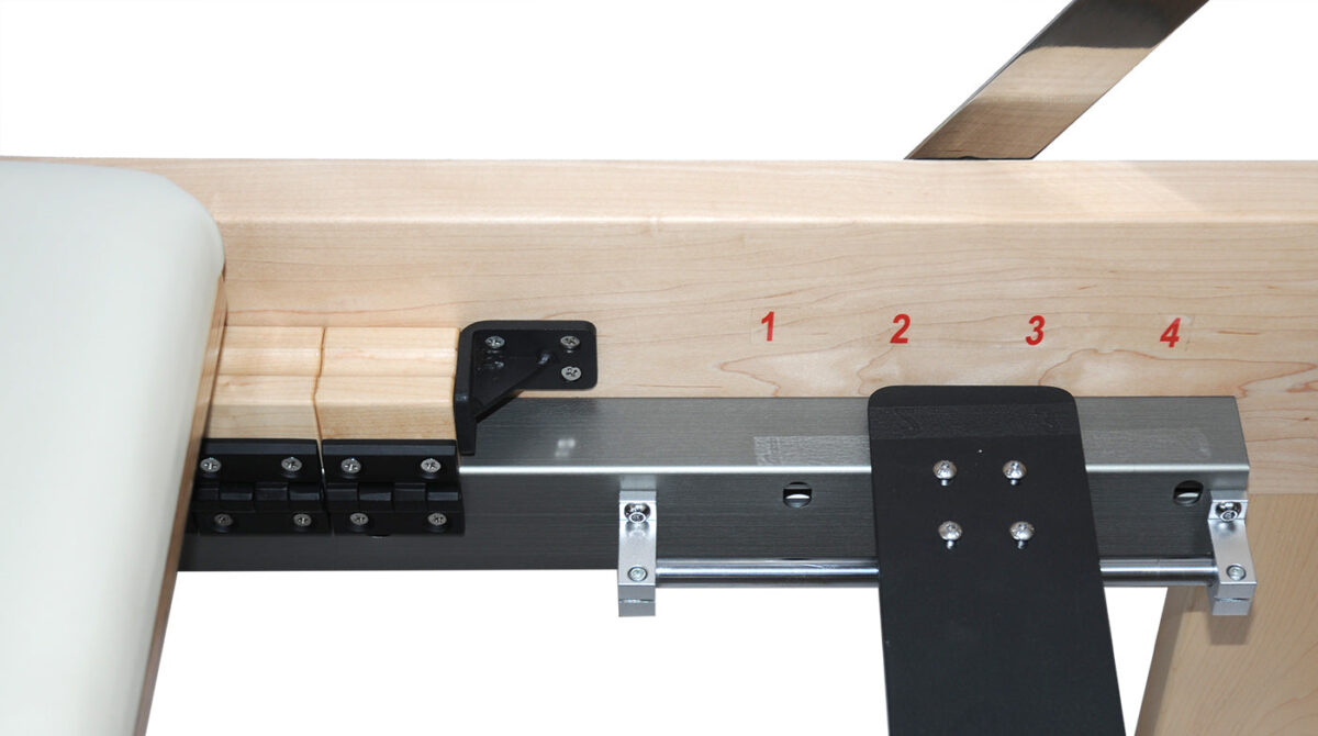 pilates reformer ahorn "therapeutic leg" (inkl. sitting box und jump board) creme