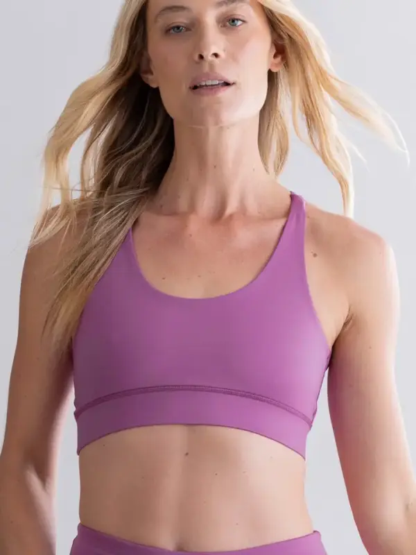 criss cross bh in auffälligem lila