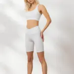 weißer criss cross bh